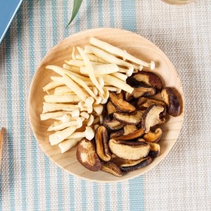 果蔬脆片 休閑食品 VF香菇 OEM代加工 —凱達恒業(yè)產品